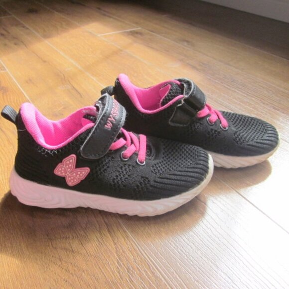 toddler sneakers - Picture 1 of 4